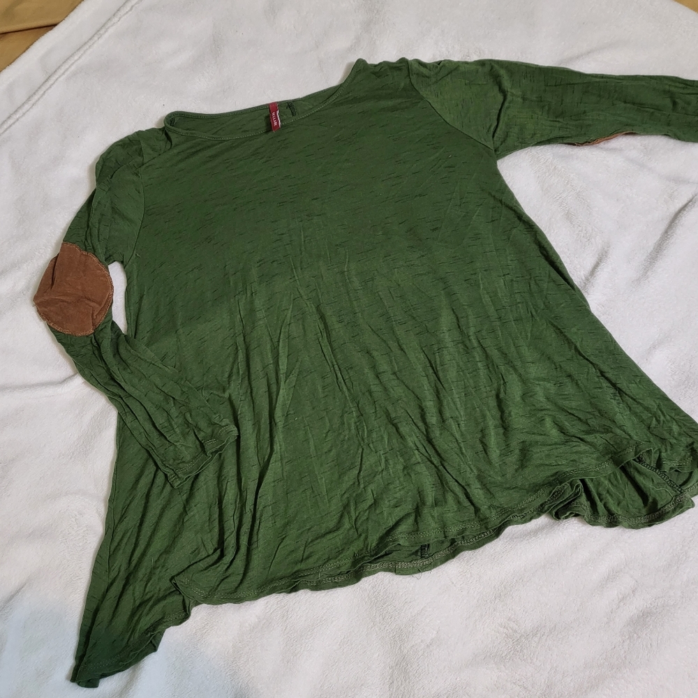 Bellamie blouse green buttons on back brown elbow patch women's size S-M